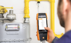 The testo 300 smart flue gas analyzer - the innovative tool for setting up heating systems