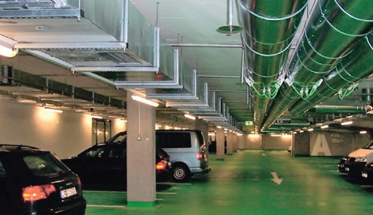 Фото 1. Канальная (традиционная) система вентиляции парковки