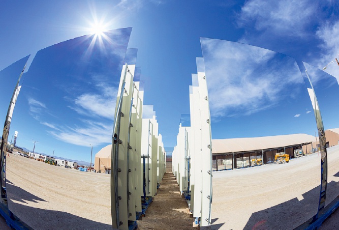 Солнечные зеркала проекта «Айванпа» вблизи