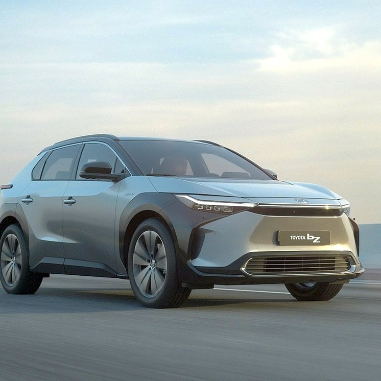 Новый электрокроссовер Toyota оснастят солнечными панелями