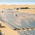 Ученые создали покрытие для солнечных батарей, извлекающее воду из воздуха пустыни