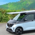 Nissan представила электромобиль Sakura с солнечной зарядкой