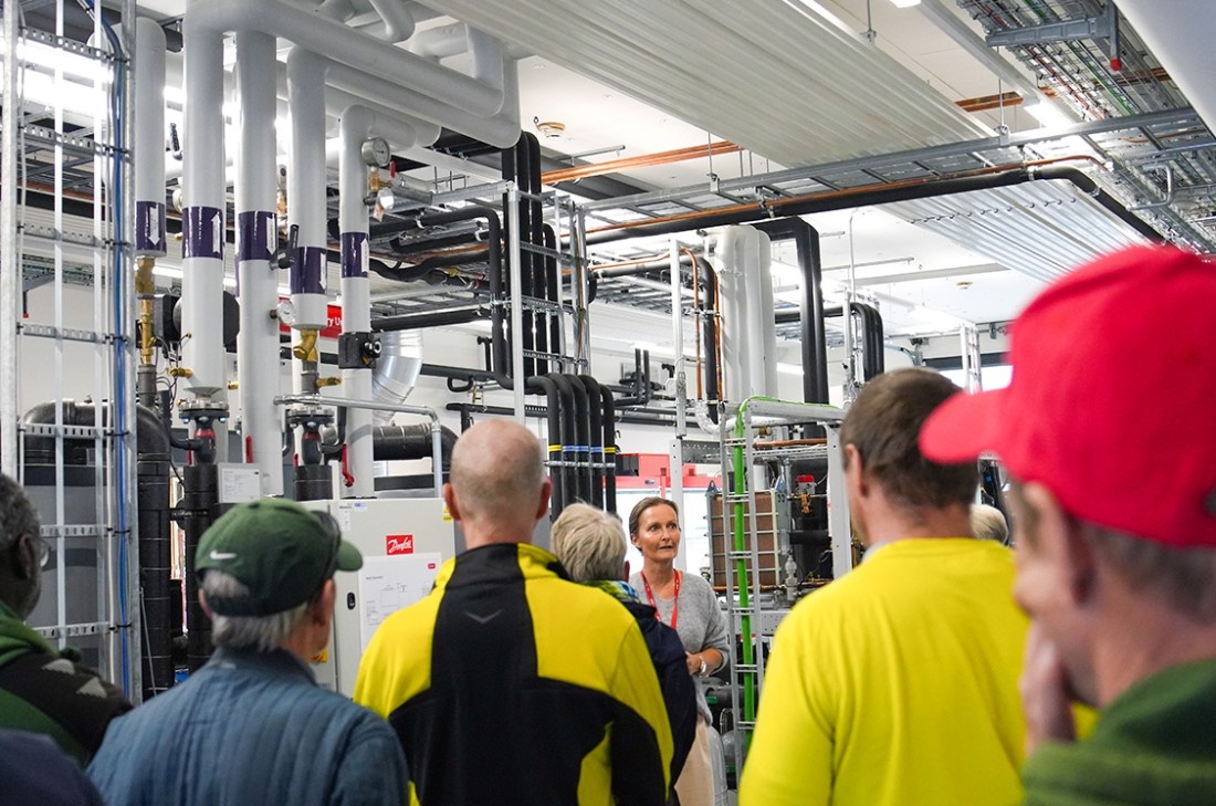 Машинное отделение Danfoss Smart Store с холодильной установкой на CO₂